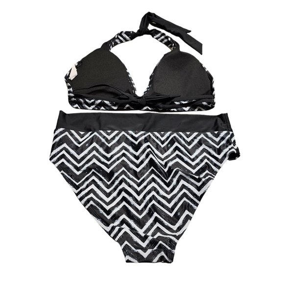 Womens XL Black‎ and White Zig Zag Bikini - NWT - Picture 4 of 7